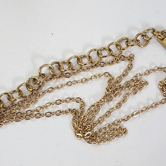 Minimalist 18k Gold Plated Steel Red Crystal Heart Pendant with Chain New - Picture 7 of 8